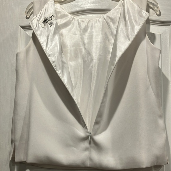 Woman’s jacket with blouse - Picture 5 of 5